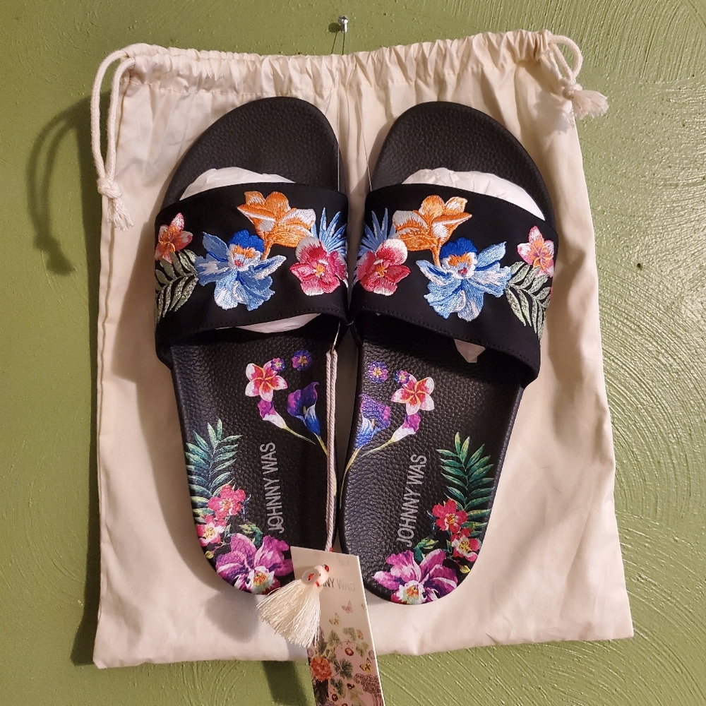 NWT JOHNNY WAS Embroidered Sandals ARUBA POOL SLIDE